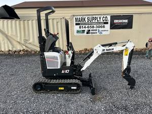 Mini-excavatrice Hitachi, moteur 22 tonnes, poids opérationnel 0,4 m³ de capacité de la benne, puissance 10-25 kW, composants essentiels à vendre - Product Image 6