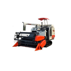 Moissonneuse-batteuse agricole robuste conçue pour les grandes exploitations agricoles avec battage de précision et système de réduction des pertes de grains - Product Image 1