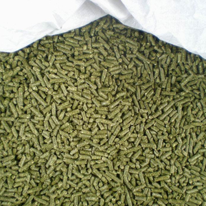 Pellets y proveedores de heno de alfalfa para alimentación animal, pellets verdes frescos de trébol de la mejor calidad a la venta - Product Image 4