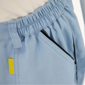 Pantalones de apicultor con rodillas reforzadas para mayor protección - Product Image 3