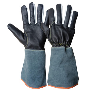 Fabrication de gants de soudage pour la construction de bâtiments, gants de soudage en cuir, résistance à la chaleur, gants de sécurité personnalisés non rigides - Product Image 1