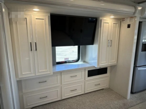 Nueva RV N-E-W-M-A-R V-E-N-T-A-N-A 3809 Modelo 2025 con Alto Rendimiento y Amplias Posibilidades de Alojamiento Disponible para la Venta - Product Image 5