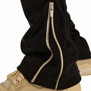 2025 pantalon Cargo évasé à taille élastique personnalisé pour hommes pantalon évasé à fermeture éclair avec décoration peinte Style avant plat - Product Image 2
