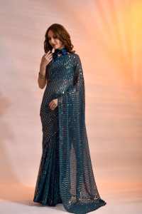 Ropa de fiesta estilo Bollywood Saree con hermosos bordados de lentejuelas por Fabzone - Product Image 4