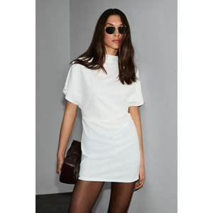 GRIMELANGE MAXINE Vestido mini de manga corta con cremallera y cuello alto con detalle de pliegues Kisimlarinda en hombros y cintura para mujer - Product Image 6