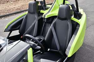 2023 Shot SL Coupé Cuir Transmission Automatique Traction Intégrale Faible Kilométrage Conduite à Gauche Équipement Élevé État Neuf - Product Image 5