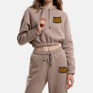 ชุดเซ็ต 2 ชิ้น เสื้อครอปซิปและกางเกงขายาวผ้าฝ้ายคุณภาพสูง 100% สำหรับผู้หญิง สไตล์สตรีทแวร์ รับสกรีนโลโก้ ขายส่งแฟชั่น - Product Image 4