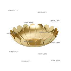 Cuenco decorativo de comida de Metal de diseño clásico, cuenco para servir chocolates de forma personalizada de tamaño mediano a la venta - Product Image 1