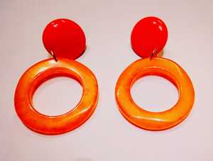 Hermosos Pendientes de Resina Acrílica con Diseño de Remolino de Mármol Gris y Crema para Mujer, Estilo Vintage, Joyería de Moda para Uso Diario, Regalo - Product Image 2