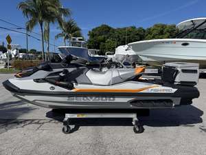 FishPro Trophy 170 2025 - Product Image 2