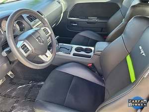 Dodge Challenger SRT8 392 RWD 2011 Usado, Sedán Eléctrico, Caja de Cambios Automática, Asientos de Cuero, Cámara Trasera, Motor 4L, 4x4, Oscuro - Product Image 4