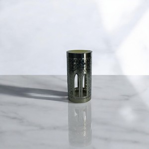 Bougeoir de lampe de thé en métal d'approvisionnement direct d'usine et chandelier de Table pour la décoration intérieure et les célébrations de Pâques - Product Image 2