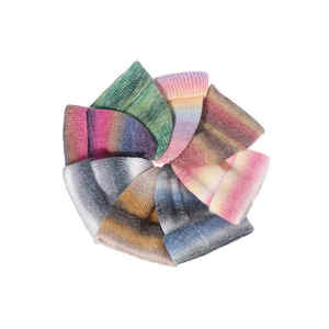 Gorro de Invierno a Rayas al por Mayor, Patrón de Tejido Personalizado, Acrílico Transpirable e Impermeable, Logotipo Personalizado, Estilo Slouch Unisex para Viajes - Product Image 6