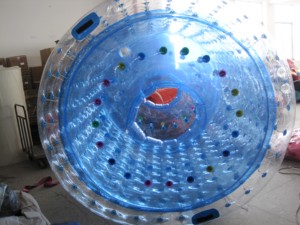 Rodillo de Agua Inflable para Niños y Adultos, Diversión Acuática Flotante - Product Image 5