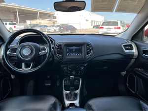 Jeep Compass Altitude Sport Utility 4D 2019 Usado en Buen Estado - Product Image 3