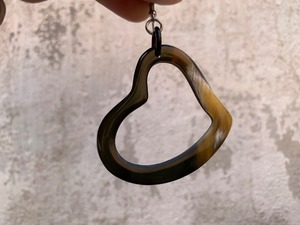 Pendientes de cuerno de Material orgánico pulido de estilo Vintage para mujer, Animal Tribal único, forma de corazón náutico, joyería de lujo con descuento - Product Image 4