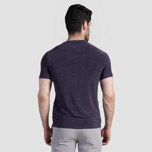 เสื้อยืดโอเวอร์ไซส์ใส่สบาย ดีไซน์ลายสลับ ผ้าฝ้าย 100% พิมพ์ลาย หมายเลขรุ่น คัมเพรสส์ เฟเจอร์แบบอัดแน่น ผ้าสีเทา น้ำหนักผ้า 160gsm - Product Image 2