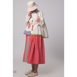 Blusa RASA 79 para Mujer, 100% Lino, Bordado a Mano, Estampado Floral, Diseño Floral Elegante, Uso Diario - Product Image 1