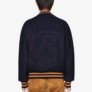 เสื้อแจ็คเก็ตเบสบอลสไตล์ Letterman คุณภาพสูง ขายดีที่สุดจาก STYLEGRAM สำหรับผู้ชาย ผ้าแคนวาส สไตล์สตรีทแฟชั่นฤดูหนาว ขายส่ง - Product Image 4