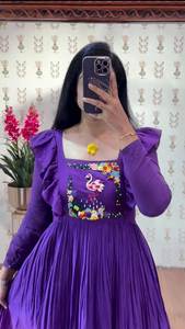 Robe en coton respirante pour femmes, tendance, mi-longue, une pièce, pour un confort quotidien, tenue décontractée confortable, une pièce - Product Image 4