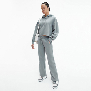 เสื้อฮู้ดครอปพิมพ์ลายโลโก้ด้านหน้าสำหรับผู้หญิง ฤดูหนาว ผ้าฝ้าย 100% สไตล์สตรีทแวร์ ลำลอง แฟชั่น สวมใส่สบาย ขายดี ปี 2025 - Product Image 5