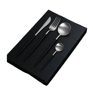 Cuillère à couverts en cuivre luxueuse avec emballage de boîte-cadeau polonais mat pour cuillère à dîner mate de bonne qualité en acier miroir d'hôtel - Product Image 3