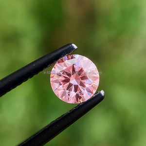 Diamant rond de 1,00 carat, rose vif, taille excellente, clarté VVS2, certifié IGI, pour bagues de fiançailles et fabrication de bijoux - Product Image 2
