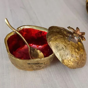 Moule en résine époxy doré et blanc à motif floral et feuillage, design fabuleux en aluminium pour desserts, pâtisseries, bonbons et cupcakes - Product Image 5