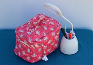 <b>Large</b> Eco-Friendly Vintage Quilted Cotton Makeup <b>Bag</b> with Zipper Closure Floral Travel for Case (Water Resistant) - Product Image 3