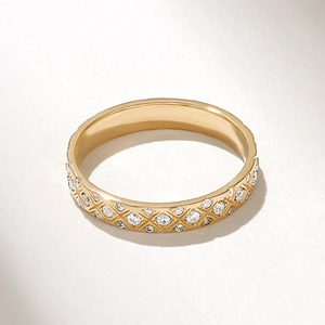 Anillo Solitario de Lujo en Oro Blanco de 14KT para Mujer, Corte Redondo, Diamante de Laboratorio, Banda Completa de Eternidad, Claridad VVS, Chapado en Oro Sólido - Product Image 3