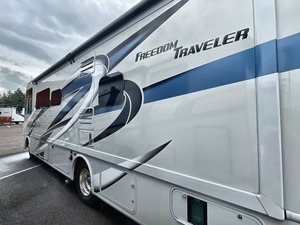 PROVEEDOR de Autocaravana Usada T h o r Freedom Traveler A29 del 2022 en Venta - Product Image 5