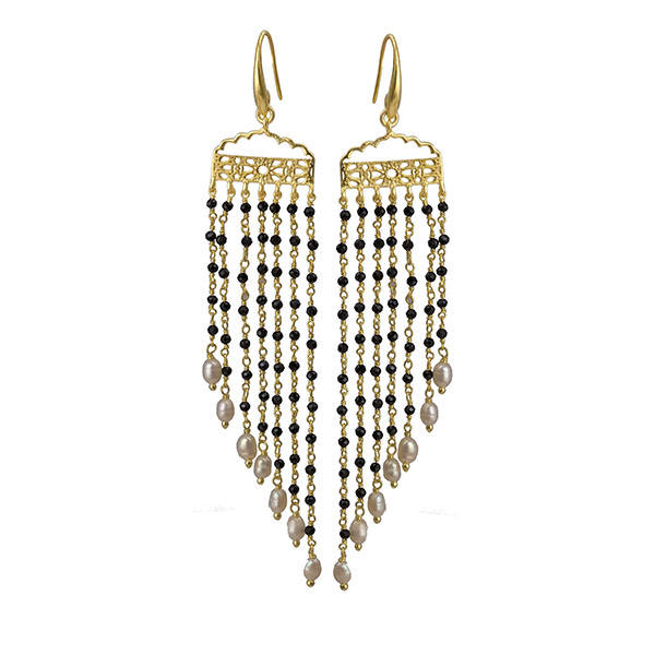 สีดำนิลไข่มุกสีขาว