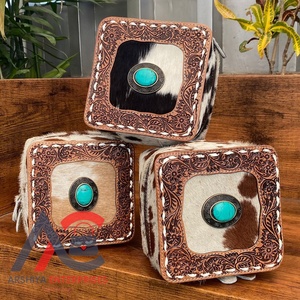 2024 luxe en gros en cuir repoussé à la main grande boîte à bijoux haute qualité concepteur cuir de vachette voyage bijoux organisateur étui - Product Image 1