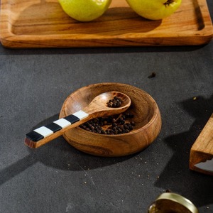 Utensilios de Madera de Mango Natural Ocean Edge, Cucharas de Madera con Mangos de Resina de Mármol Azul, Elegantes Decoraciones de Mesa, Mangos de Resina Espejo - Product Image 5