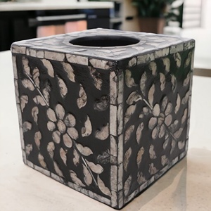 Caja de pañuelos de madera de alta calidad hecha a mano con incrustaciones de resina ósea Color personalizable para soporte de pañuelos de Hotel y restaurante - Product Image 2