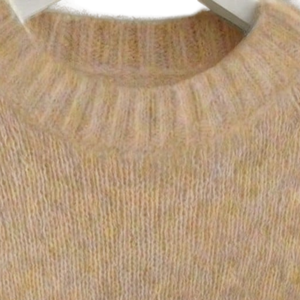 Pull en maille douce coréenne pour femme, col rond, manches longues, coupe ample, chaud, décontracté, léger, en laine duveteuse, hiver, ODM - Product Image 5
