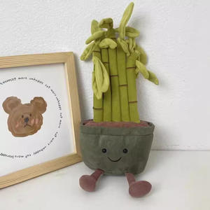 Adorable Peluche de Bambú de la Suerte Unisex, Relleno de Algodón PP Súper Suave, 25 cm, Regalo de Cumpleaños Perfecto para Niños - Product Image 1