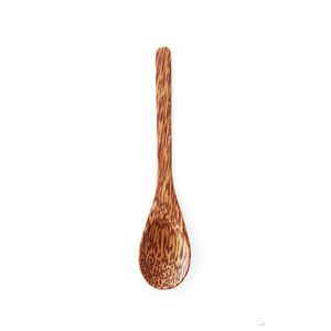Cuillère à noix de coco naturelle de haute qualité pour la décoration vaisselle de cuisine et plus de tailles OEM fabriquées au Vietnam en gros - Product Image 2