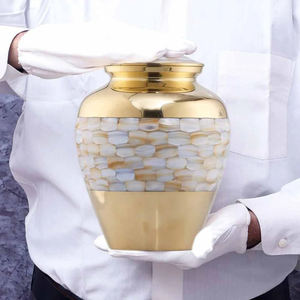 Urna Funeraria de Diseño Moderno Hecha a Mano con Madreperla, Urna Conmemorativa para Adultos de Latón Dorado, Proveedor y Exportador Mayorista - Product Image 4