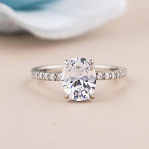 แหวนหมั้นดีไซน์เพชรเม็ดเดี่ยวแบบคลาสสิกสง่างามแหวนเพชรโมอิสซาไนต์ทรงรีสำหรับผู้หญิงแหวนพลอยสีเงินสเตอร์ลิง - Product Image 1