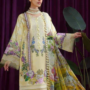 Vente en gros de robes d'hiver en lin 2025 de qualité supérieure pour femmes tenues décontractées 3 pièces en soie pour les fêtes des femmes pakistanaises - Product Image 6