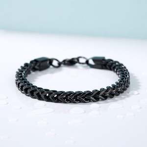 Brazalete de Acero Inoxidable Jeulia Domineering para Hombre - Product Image 3