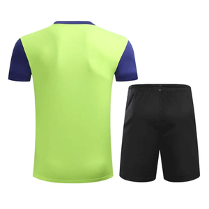 Ensemble de vêtements de tennis personnalisés de haute qualité Vêtements de sport en polyester respirant avec short à sublimation pour le nom de l'équipe Prix - Product Image 5