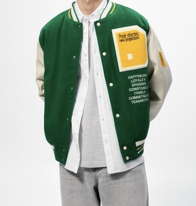 Chaqueta de cuero Vintage para hombre con logotipo personalizado tejido de algodón transpirable Varsity otoño e invierno con decoración de patrón de botones - Product Image 6