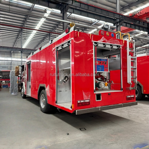 Camion de pompiers avec échelle aérienne 4x2, réservoir d'eau et de mousse, pour la lutte contre les incendies et le sauvetage en immeubles de grande hauteur - Product Image 2