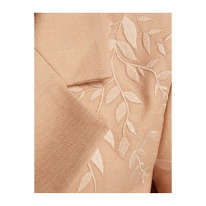 เสื้อแจ็คเก็ตผ้าวิสโคสสำหรับผู้หญิง แขนสั้น พร้อมชุดปักลายดอกไม้ - Product Image 6