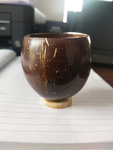 Gobelets en coquille de noix de coco faits sur mesure à partir de vraies coquilles de noix de coco, idéaux pour les restaurants et les hôtels - Product Image 4