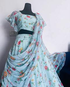 Lehenga Choli en Georgette avec Broderie Imprimée pour Mariage et Occasions Spéciales avec Doublure pour Femmes en provenance d'Inde - Product Image 2