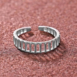 Anillos de Plata de Ley 925 de Primera Calidad para Mujer, Chapados en Rodio con Engaste de Circonita, Regalo Perfecto - Product Image 2