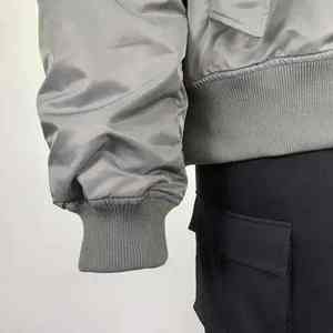 Chaqueta Bomber Deportiva Clásica Unisex, Chaqueta Cortavientos, Chaqueta de Piloto Personalizada con Cuello Alto y Logotipo Frontal para Hombre - Product Image 4